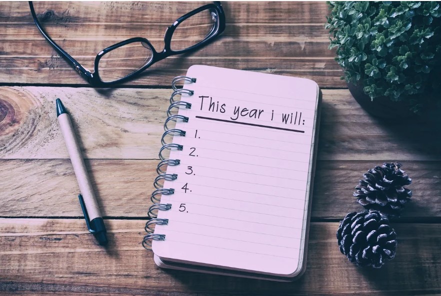 Note pad with a the start of a goal list